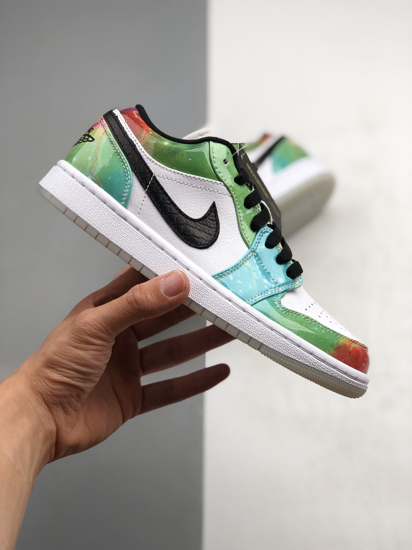 250 新配色耐克/Nike Air Jordan 1 Low AJ1乔丹1代低帮球篮鞋 原厂中注底胶空 钢印 荧光色 夜光底CW7310-909