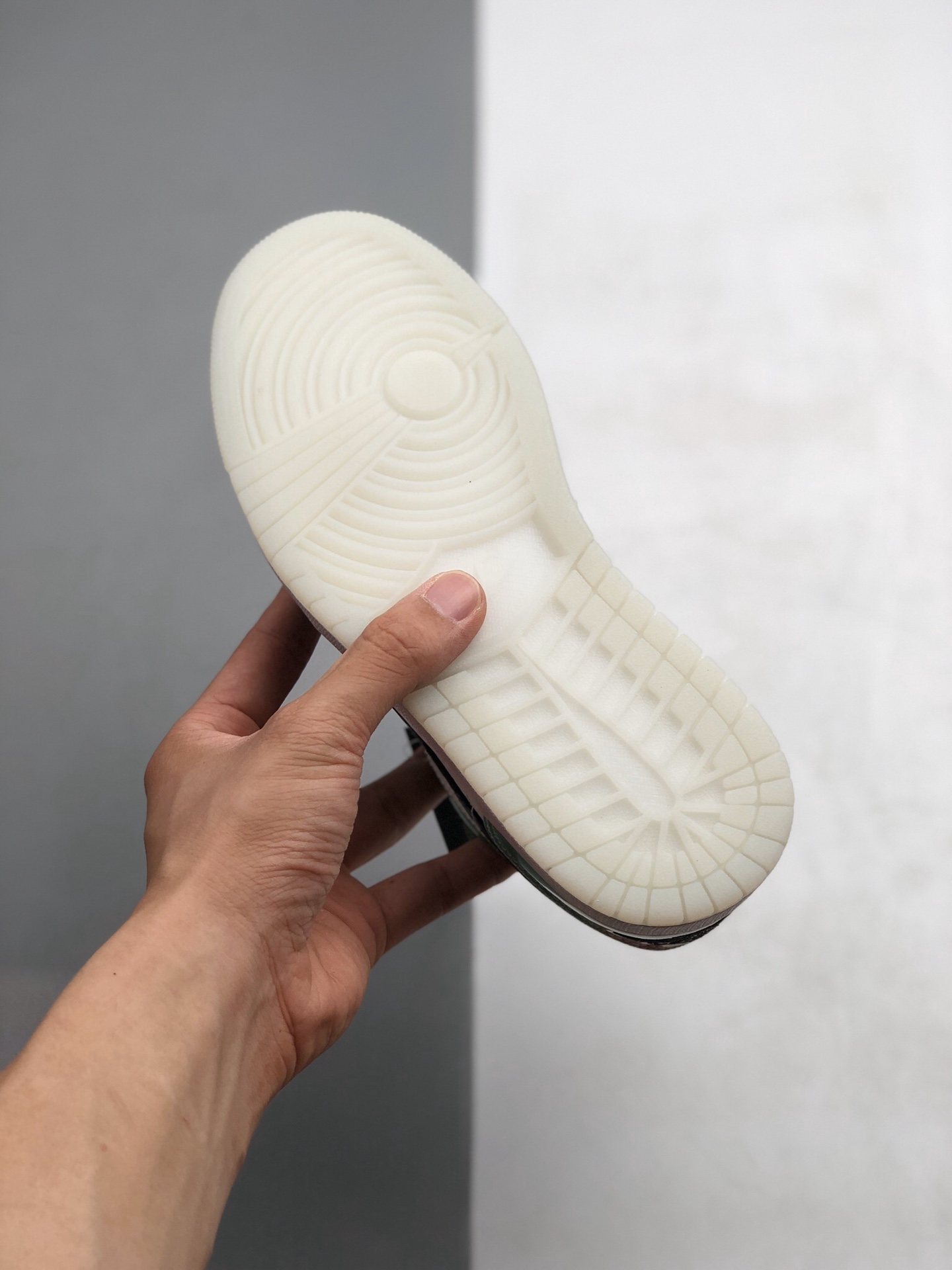 250 新配色耐克/Nike Air Jordan 1 Low AJ1乔丹1代低帮球篮鞋 原厂中注底胶空 钢印 荧光色 夜光底CW7310-909