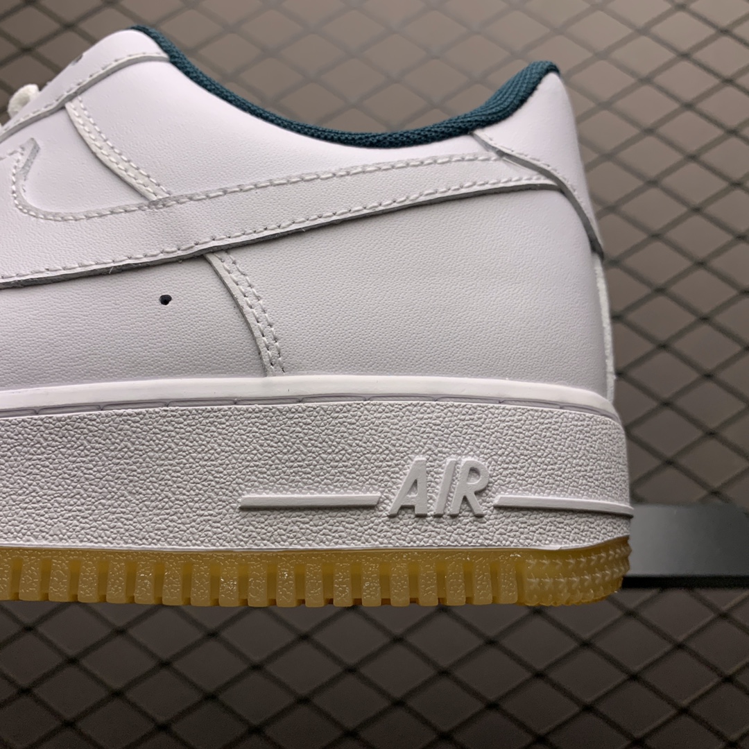 180 Nike Air Force 1 空军一号低帮运动休闲板鞋 AO8761-981
