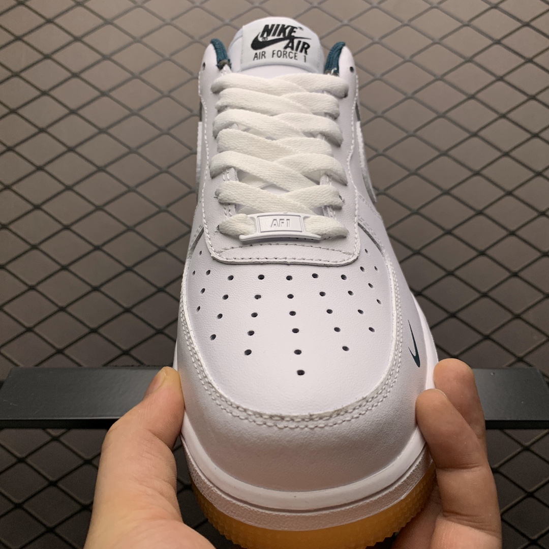 180 Nike Air Force 1 空军一号低帮运动休闲板鞋 AO8761-981