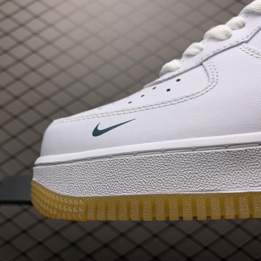 180 Nike Air Force 1 空军一号低帮运动休闲板鞋 AO8761-981