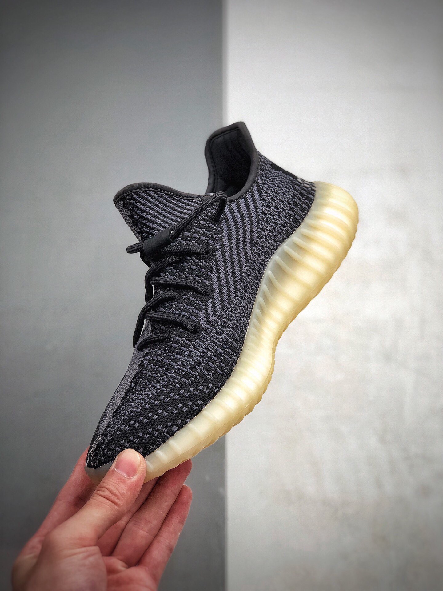170  公司级 巴斯夫 YEEZY BOOST 350 V2 椰子 “黑芝麻”阿迪达斯 百搭轻便巴斯夫原厂大底运动慢跑鞋FZ5000