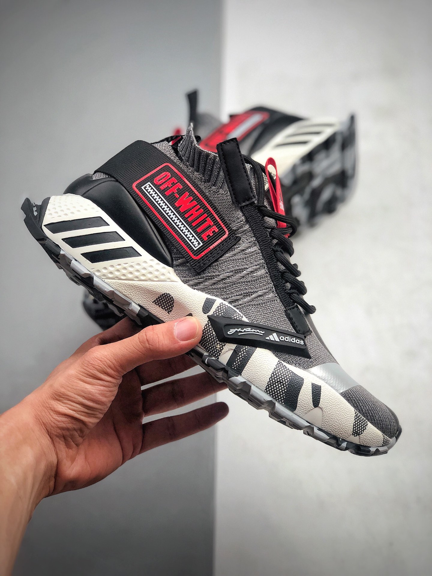 230 公司级阿迪达斯/ADIDAS OFF-VHITO CR/LW 高弹性飞织运动鞋男时尚韩版室外跑步鞋春夏季网面旅游鞋子 EF6606