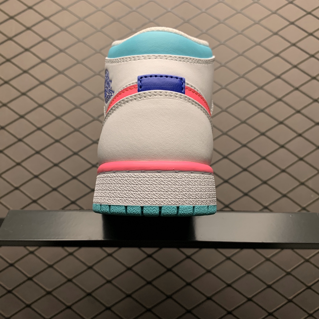 250 Air Jordan 1 Mid AJ1乔1中帮文化篮球鞋 555112-102