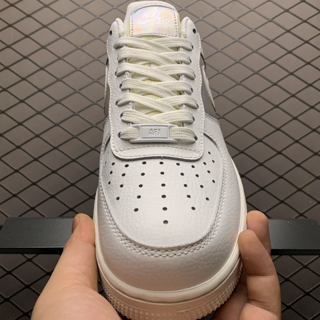 200 Nike Air Force 1 空军一号低帮运动休闲板鞋 CJ9704-100