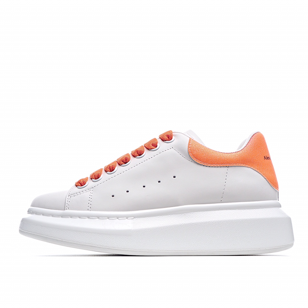 I0 外贸客制专供订单 纯原级别 亚历山大· 麦昆 Alexander McQueen Alexander McQueen sole sneakers 女神专属 荧光橙 全身细节点全部做到一致还原 吊打市面便宜版本 高清细节鉴定对比 正确中底 鞋型 原厂鞋垫 正确鞋带配件面料采用进口丝绸亚光原版牛皮最新材料➕进口夜光闪➕水染羊皮内里，原版大底 回弹度极佳 耐磨又舒适 鞋底厚4.5cm