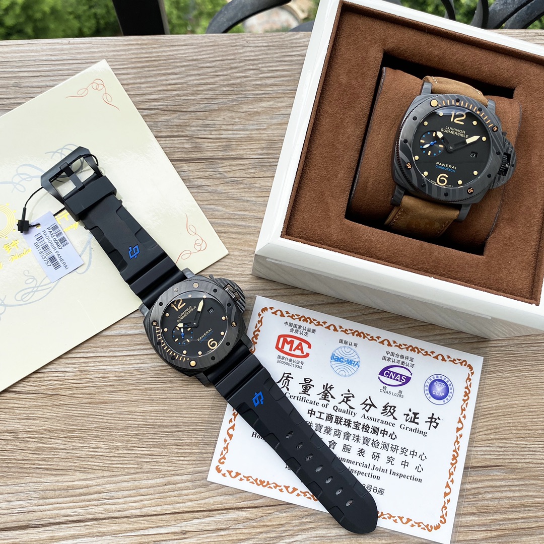 深爱“纳海”再出新面🎈🎈 实力“好工艺”“好品质”自然“好口碑” 有一种般“沛”叫绝对般沛 敢爱敢当,沛纳海 🎈🎈尽显男人魅力 🚢军人挚爱手表 个性 运动 大气🎈🎈 系列:特别版腕表 机芯:天津产 海鸥原装全自动机械机芯 (非市场其他组装机芯) 表壳材质:316L精钢 表盘: 超强自吸式绿夜光 表径:45mm 玻璃:超强高通透矿物质强化玻璃 皮带 :真牛皮表带 扣子:原装易带针扣 内置:独家 🎈全钢防震固机架 实物精湛 实体店的朋友必备爆款🔥🔥 独家品质 匠心力作 欢迎选购🎈