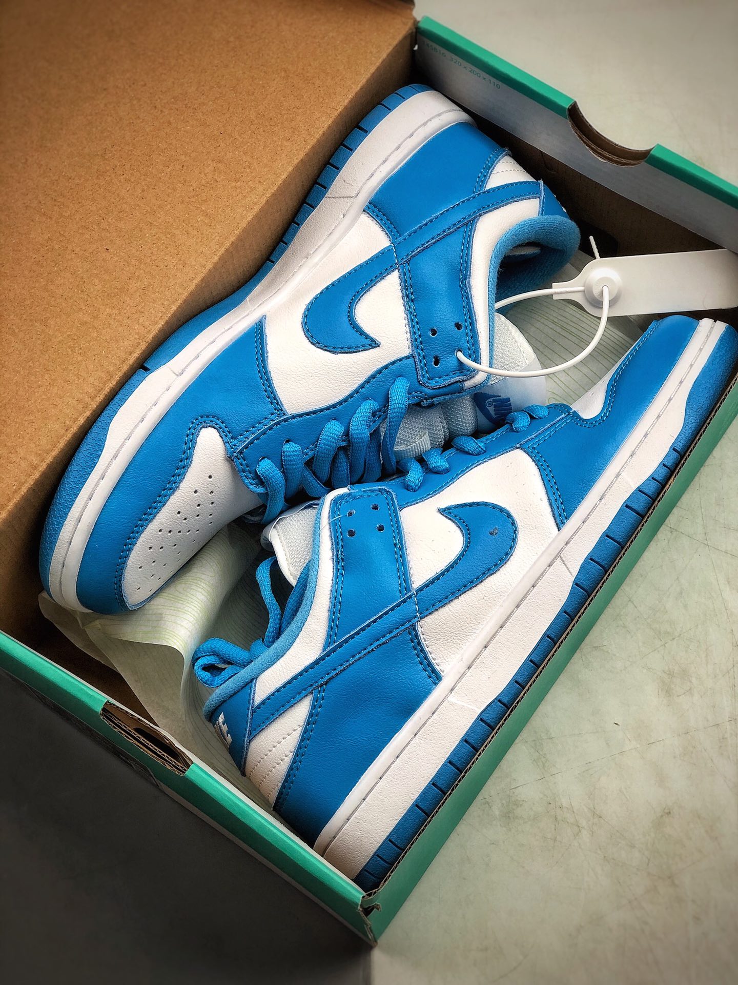 200   【SB板鞋系列】耐克/NIKE 耐克SB低帮板鞋  货号：CU1727-600
