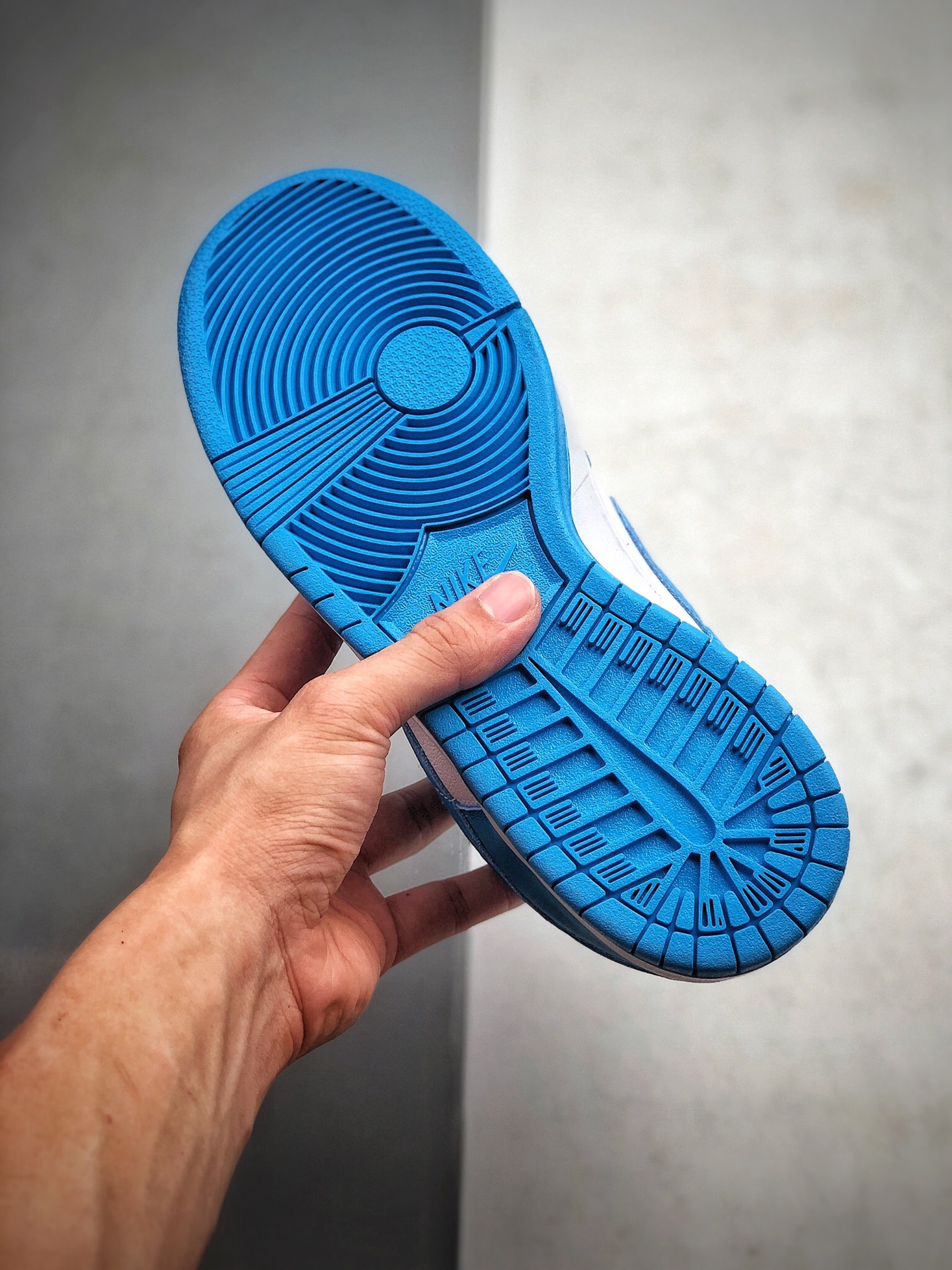 200   【SB板鞋系列】耐克/NIKE 耐克SB低帮板鞋  货号：CU1727-600