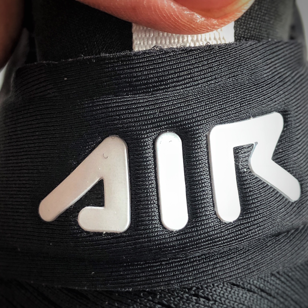 130  耐克NIKE   270 童鞋贾卡网面透气半掌气垫跑步鞋