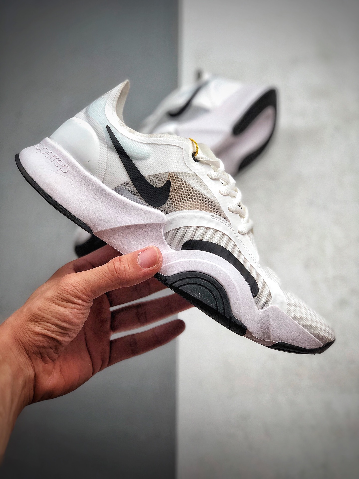200  耐克 Nike Womens SuperRep Go 超级跑鞋运动系列CJ0773-001