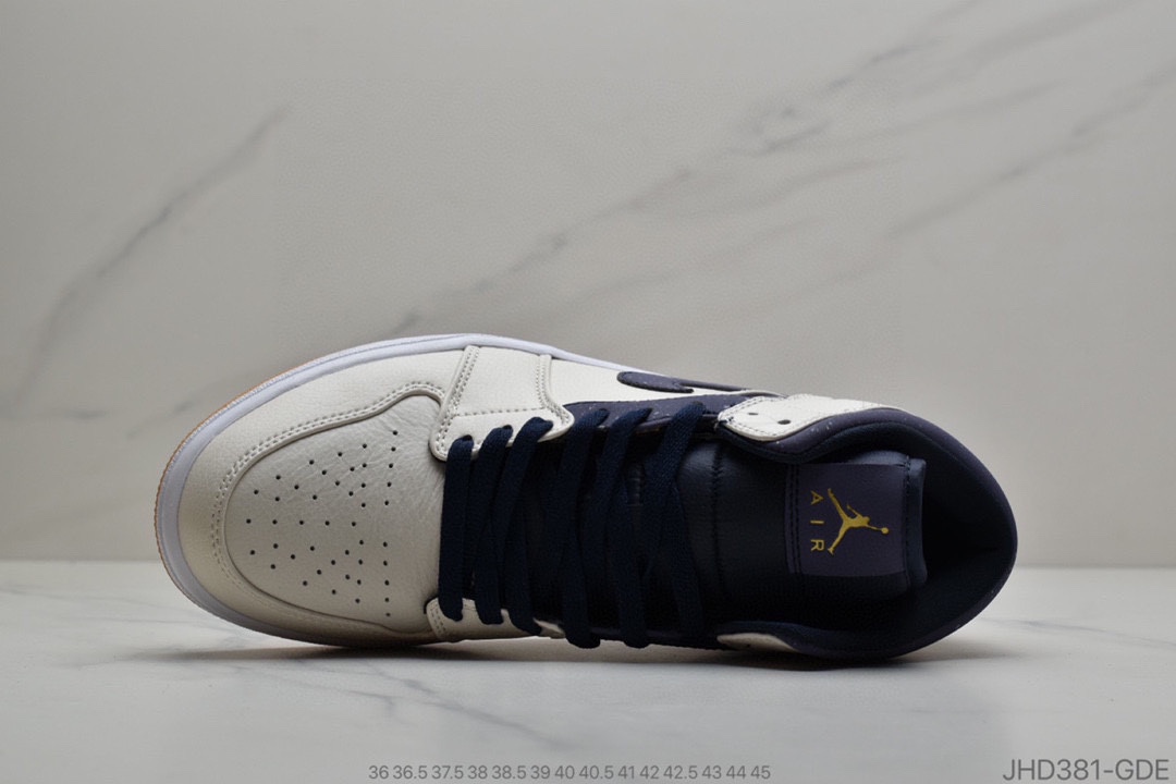 190 公司级耐克NIKEAir Jordan 1 Mid”White Red Black”乔1乔丹一代中帮经典复古文化休闲运动篮球鞋 “黑白红 小芝加哥” 货号：554724-116