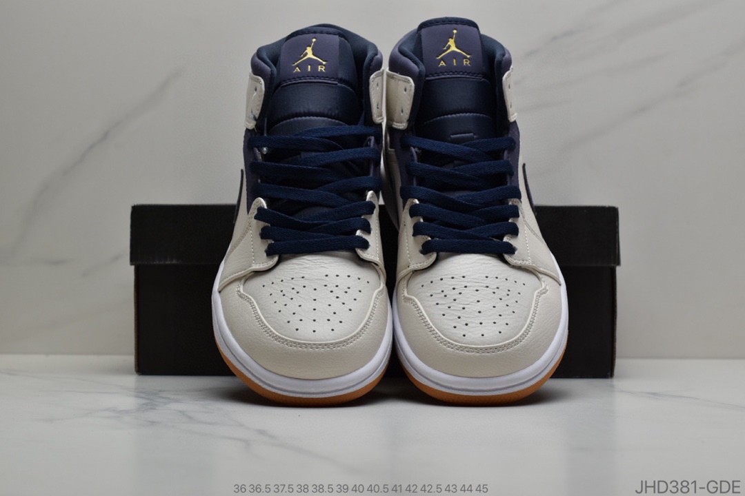 190 公司级耐克NIKEAir Jordan 1 Mid”White Red Black”乔1乔丹一代中帮经典复古文化休闲运动篮球鞋 “黑白红 小芝加哥” 货号：554724-116