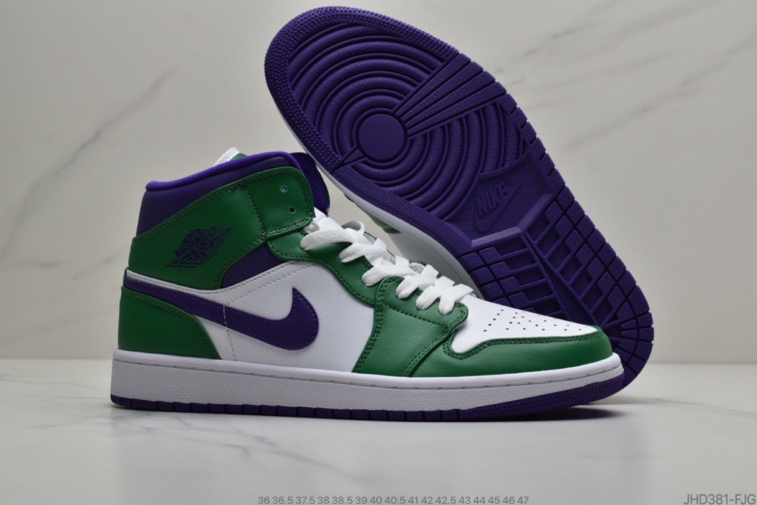 190 公司级耐克NIKEAir Jordan 1 Mid”White Red Black”乔1乔丹一代中帮经典复古文化休闲运动篮球鞋 “黑白红 小芝加哥” 货号：554724-116