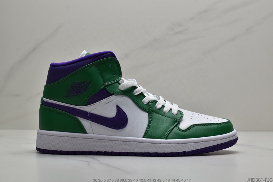 190 公司级耐克NIKEAir Jordan 1 Mid”White Red Black”乔1乔丹一代中帮经典复古文化休闲运动篮球鞋 “黑白红 小芝加哥” 货号：554724-116