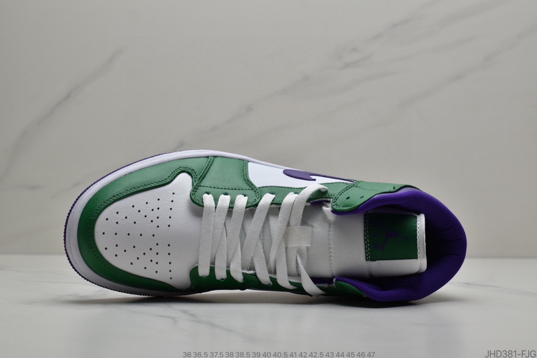 190 公司级耐克NIKEAir Jordan 1 Mid”White Red Black”乔1乔丹一代中帮经典复古文化休闲运动篮球鞋 “黑白红 小芝加哥” 货号：554724-116