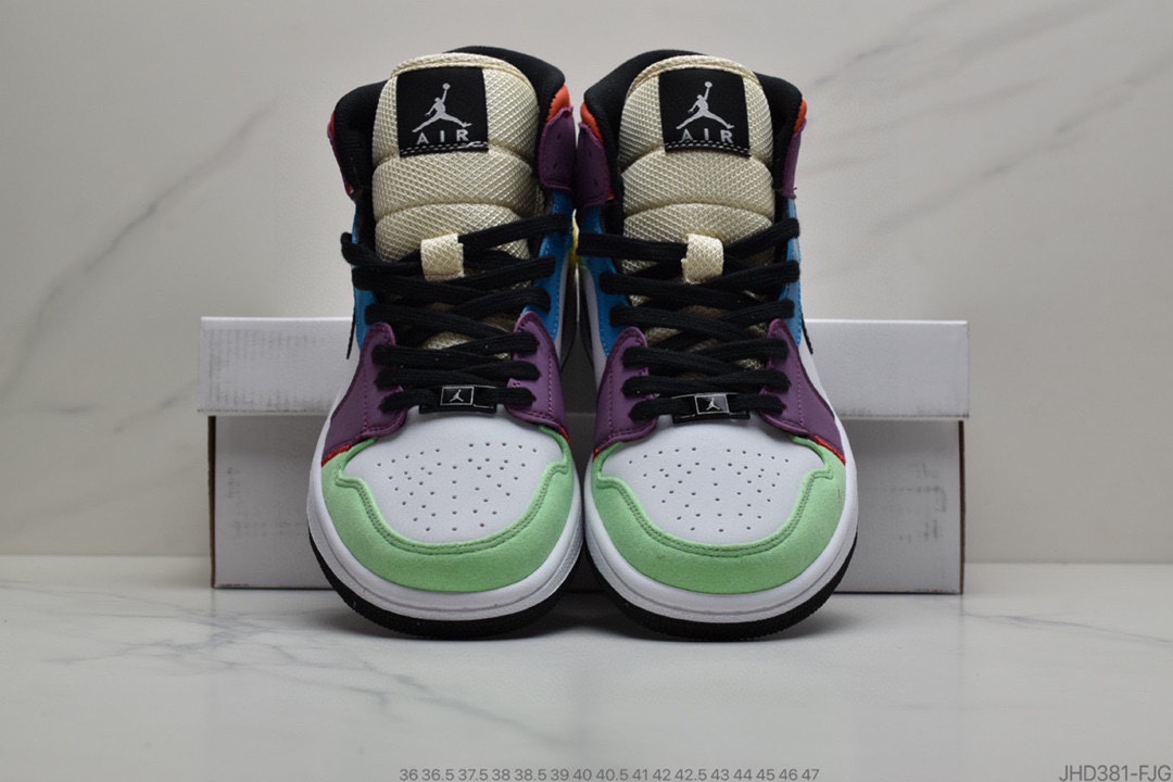 190 公司级耐克NIKEAir Jordan 1 Mid”White Red Black”乔1乔丹一代中帮经典复古文化休闲运动篮球鞋 “黑白红 小芝加哥” 货号：554724-116