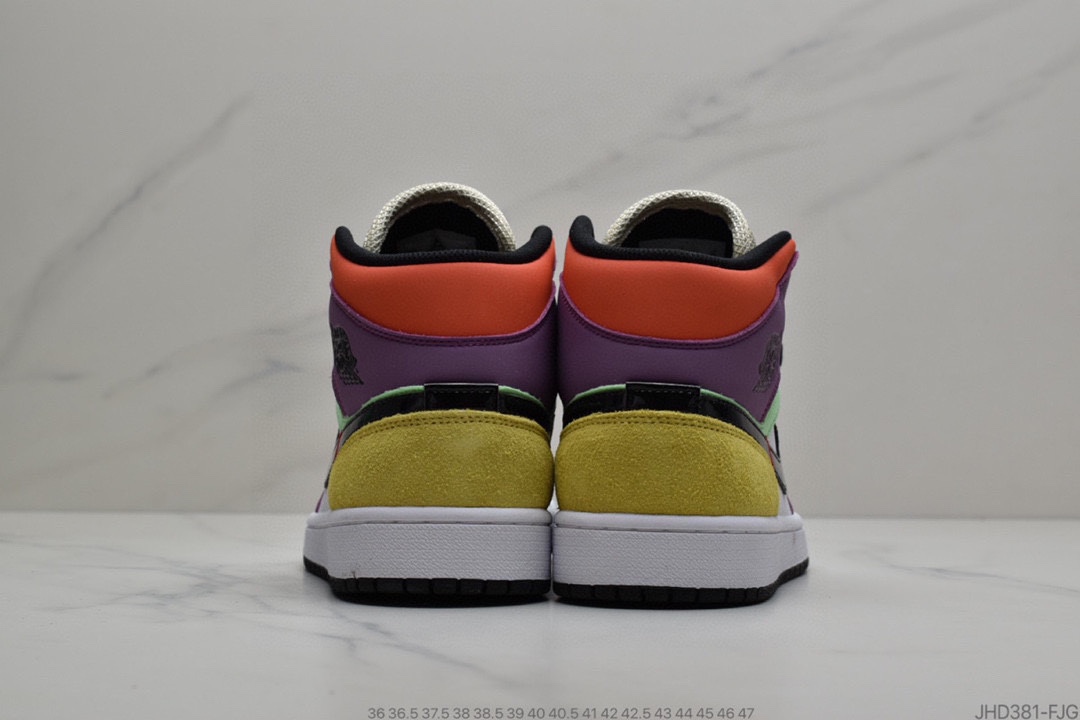 190 公司级耐克NIKEAir Jordan 1 Mid”White Red Black”乔1乔丹一代中帮经典复古文化休闲运动篮球鞋 “黑白红 小芝加哥” 货号：554724-116