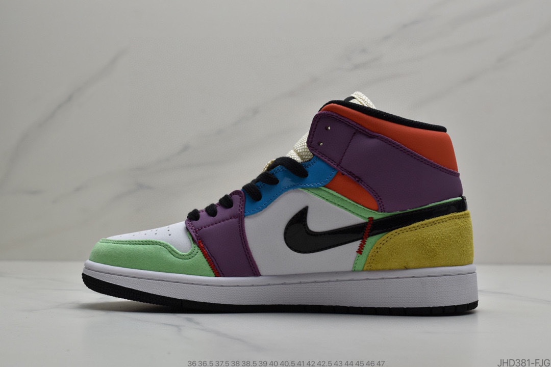 190 公司级耐克NIKEAir Jordan 1 Mid”White Red Black”乔1乔丹一代中帮经典复古文化休闲运动篮球鞋 “黑白红 小芝加哥” 货号：554724-116