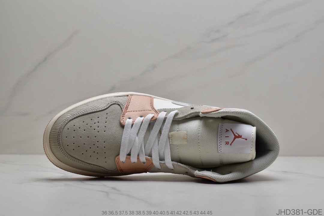 190 公司级耐克NIKEAir Jordan 1 Mid”White Red Black”乔1乔丹一代中帮经典复古文化休闲运动篮球鞋 “黑白红 小芝加哥” 货号：554724-116