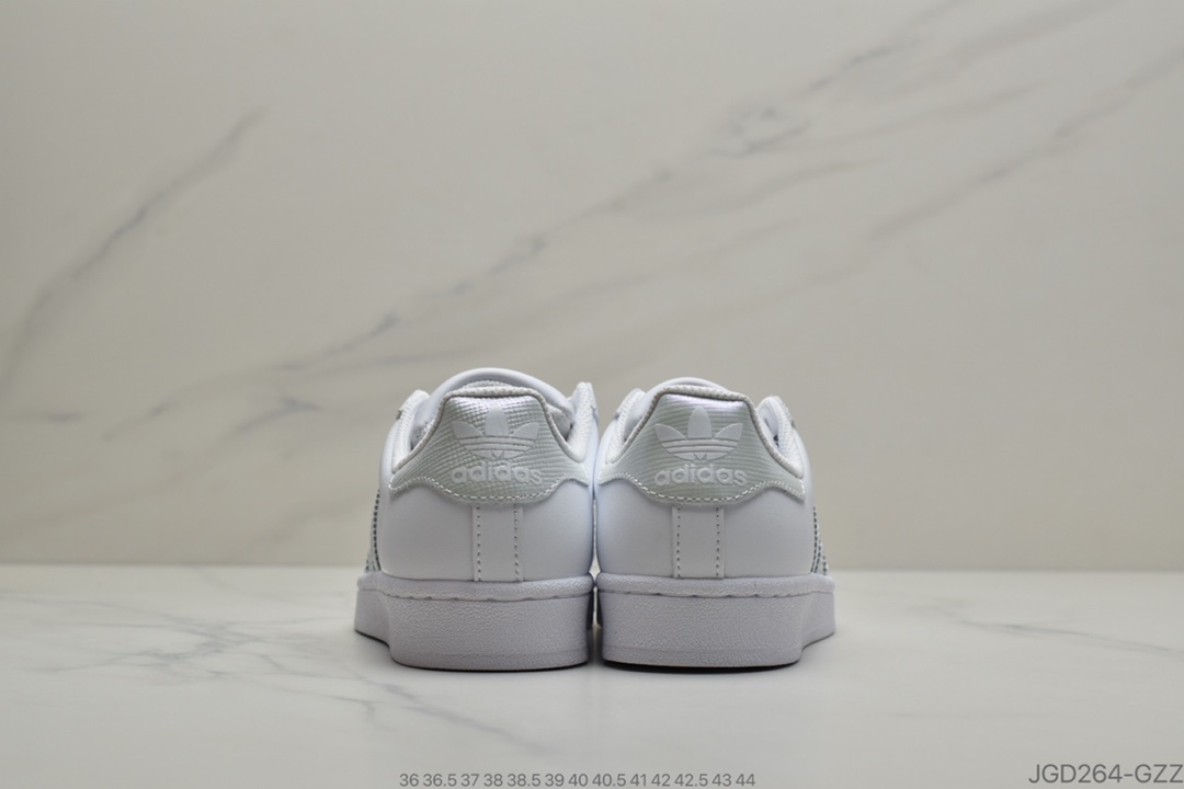 180 阿迪达斯adidas三叶草 Originals Superstar”White/Beige”贝壳头经典百搭休闲运动板鞋“皮革白米”FV3392