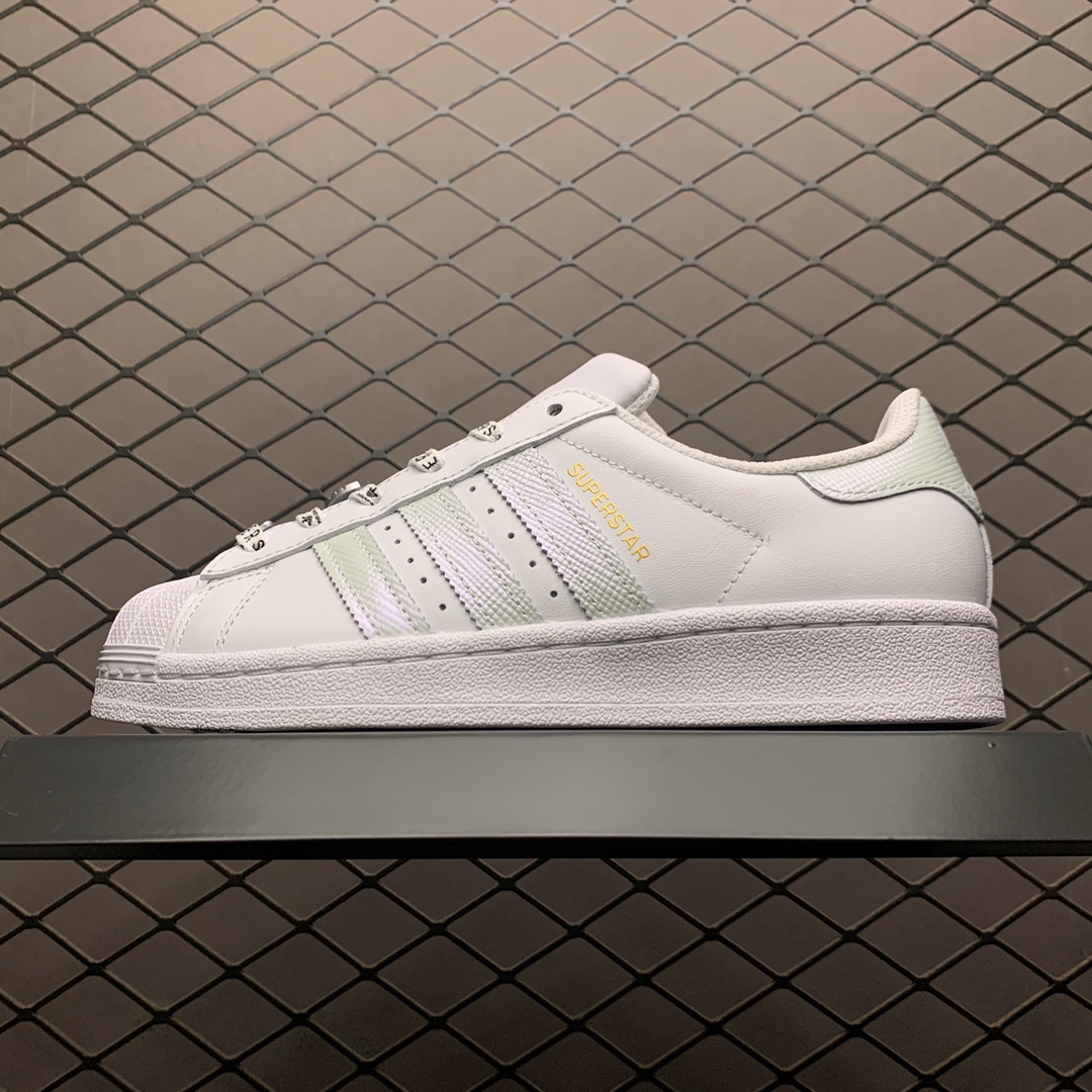 180 Adidas 阿迪达斯 Superstar 贝壳头运动休闲板鞋 FV3392