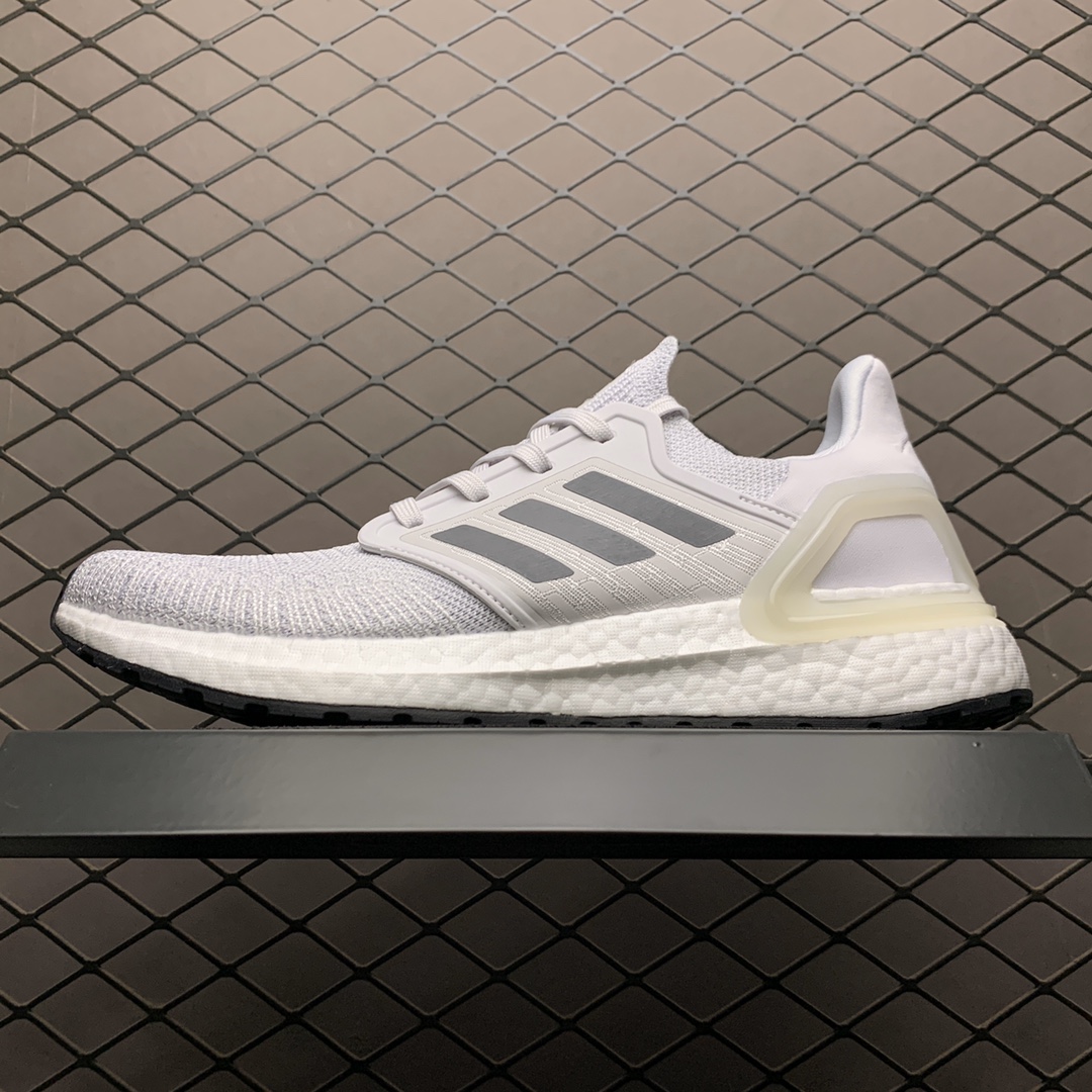 180 Adidas 阿迪达斯 Ultra Boost 20 超弹力爆米花中底 联名休闲跑步鞋 EG0694 超弹力缓震BOOST中底 带来非凡脚感