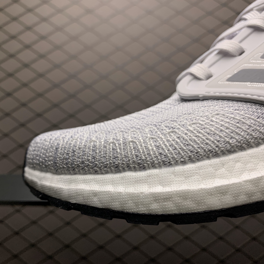 180 Adidas 阿迪达斯 Ultra Boost 20 超弹力爆米花中底 联名休闲跑步鞋 EG0694 超弹力缓震BOOST中底 带来非凡脚感