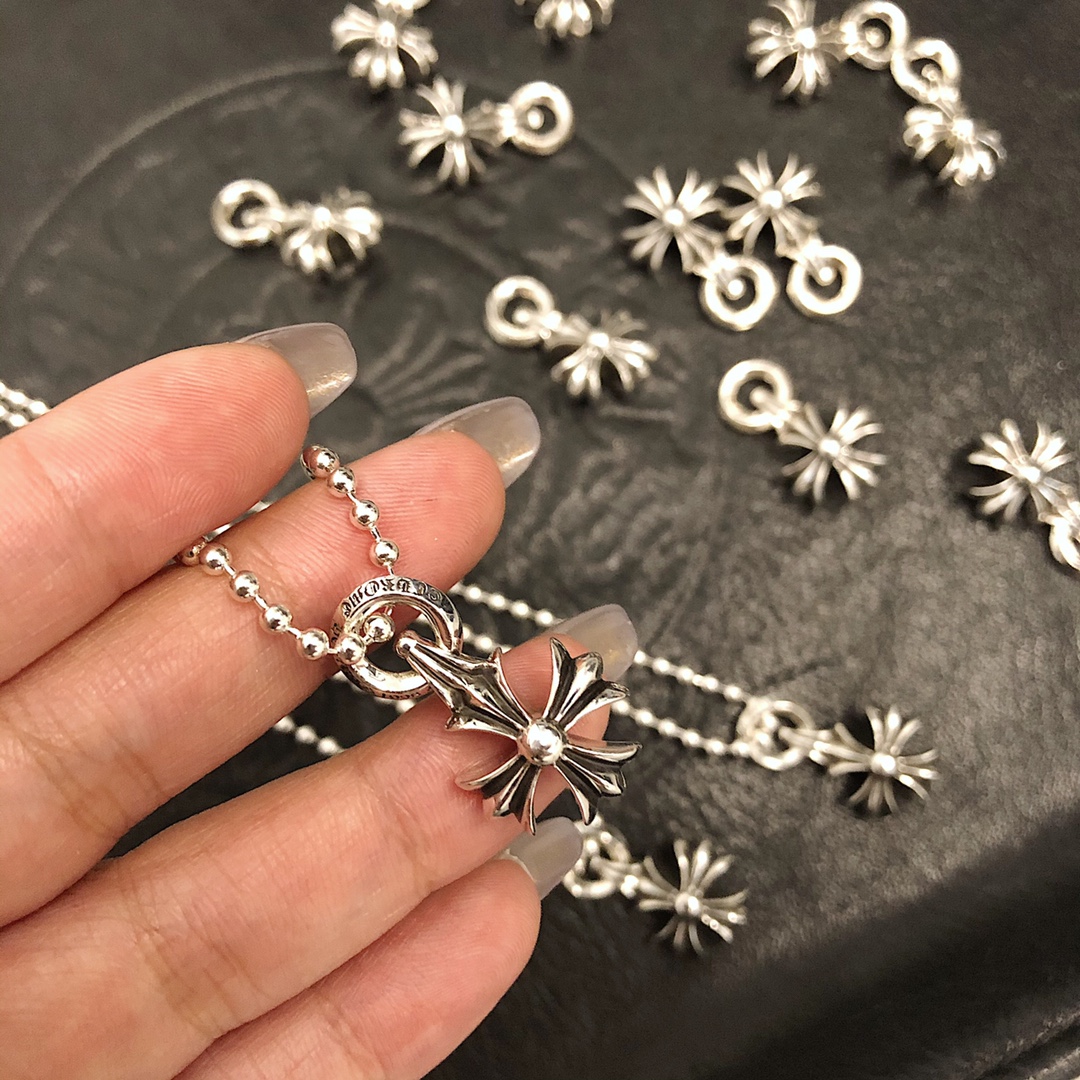 Chrome Hearts 新品上架Chrome hearts 克罗心短款十字架项链