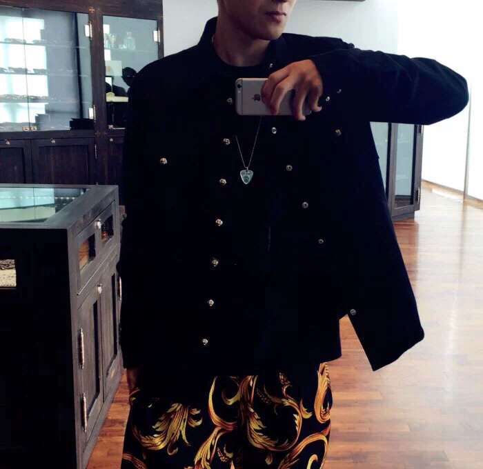 Chrome Hearts 新品上架𝗖𝗵𝗿𝗼𝗺𝗲 𝗛𝗲𝗮𝗿𝘁𝘀 克罗心 吉他拨片项链
