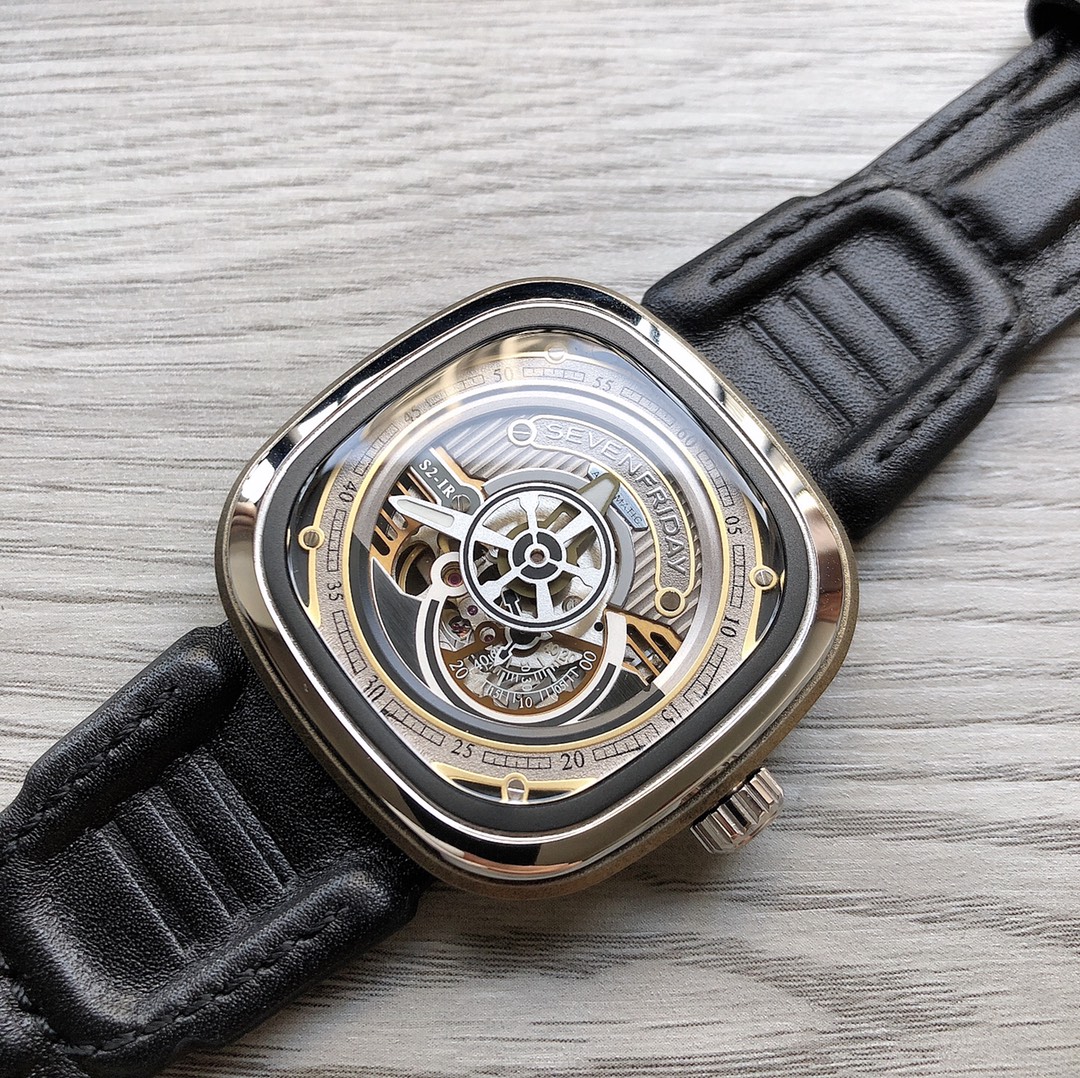 570 原单品质 SevenFriday 七个星期五S201