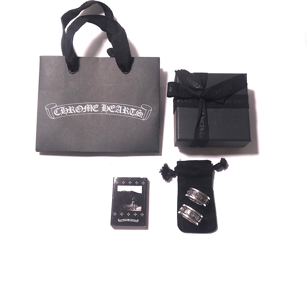 Chrome Hearts 𝗖𝗵𝗿𝗼𝗺𝗲 𝗛𝗲𝗮𝗿𝘁𝘀 克罗心Fuckyou旋转戒指