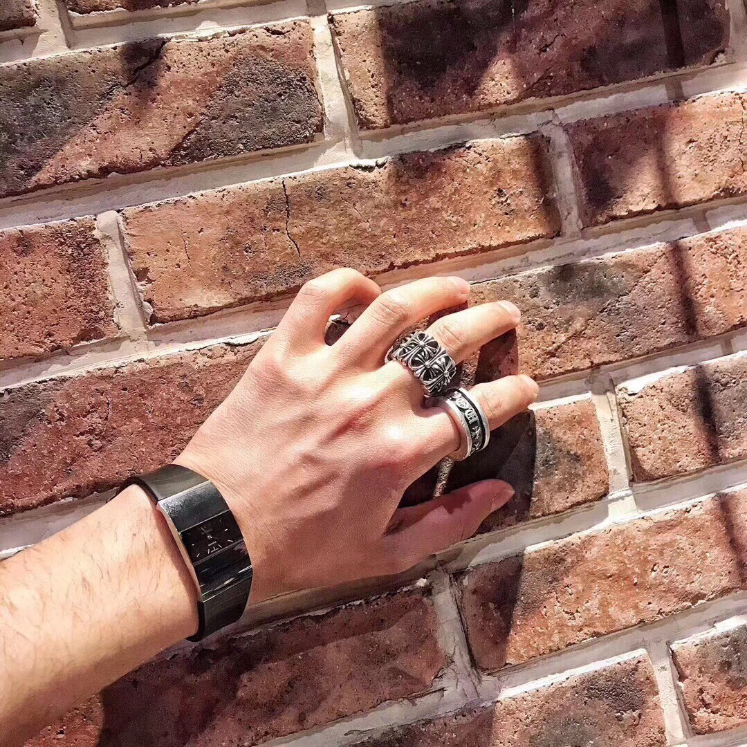 Chrome Hearts 𝗖𝗵𝗿𝗼𝗺𝗲 𝗛𝗲𝗮𝗿𝘁𝘀 克罗心Fuckyou旋转戒指