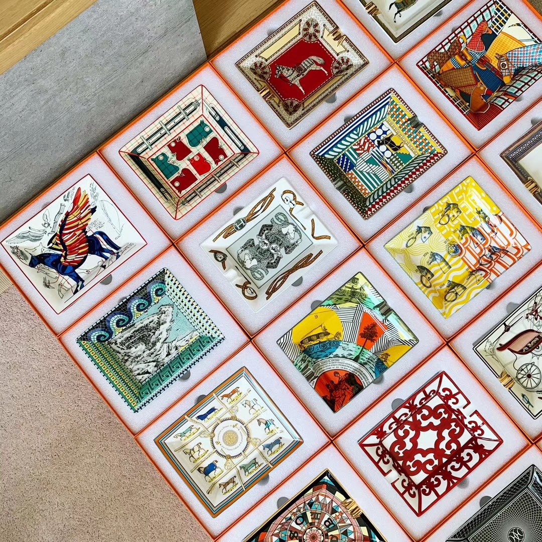 爱马仕 Hermès 高定典藏名品高定成衣时装外套连衣裙衬衫T恤 #C95E8450 3