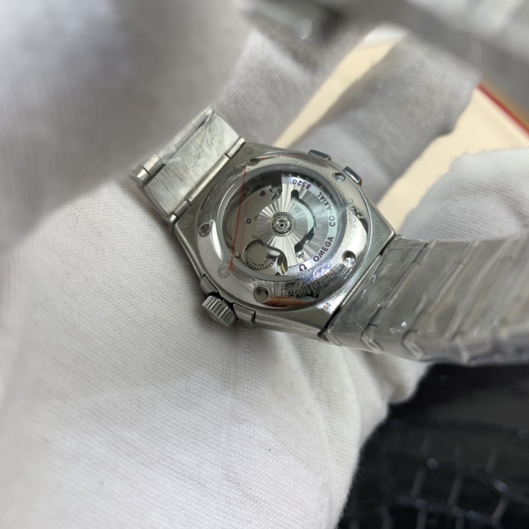 Omega 皇家 欧米茄星座系列贝壳面机械女表