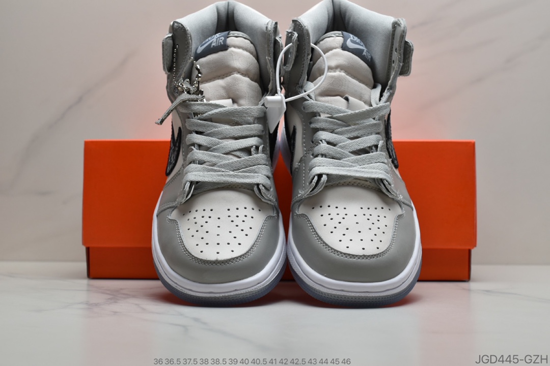 180 Dior x Air Jordan 1 High OG 迪奥联名AJ1  货号：CN8607 002