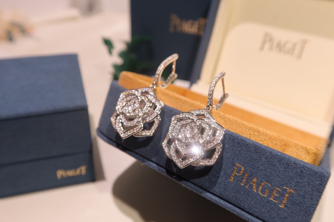 As principais marcas como
 Piaget Joalheria Brinco Rose Trabalho aberto 925 Prata