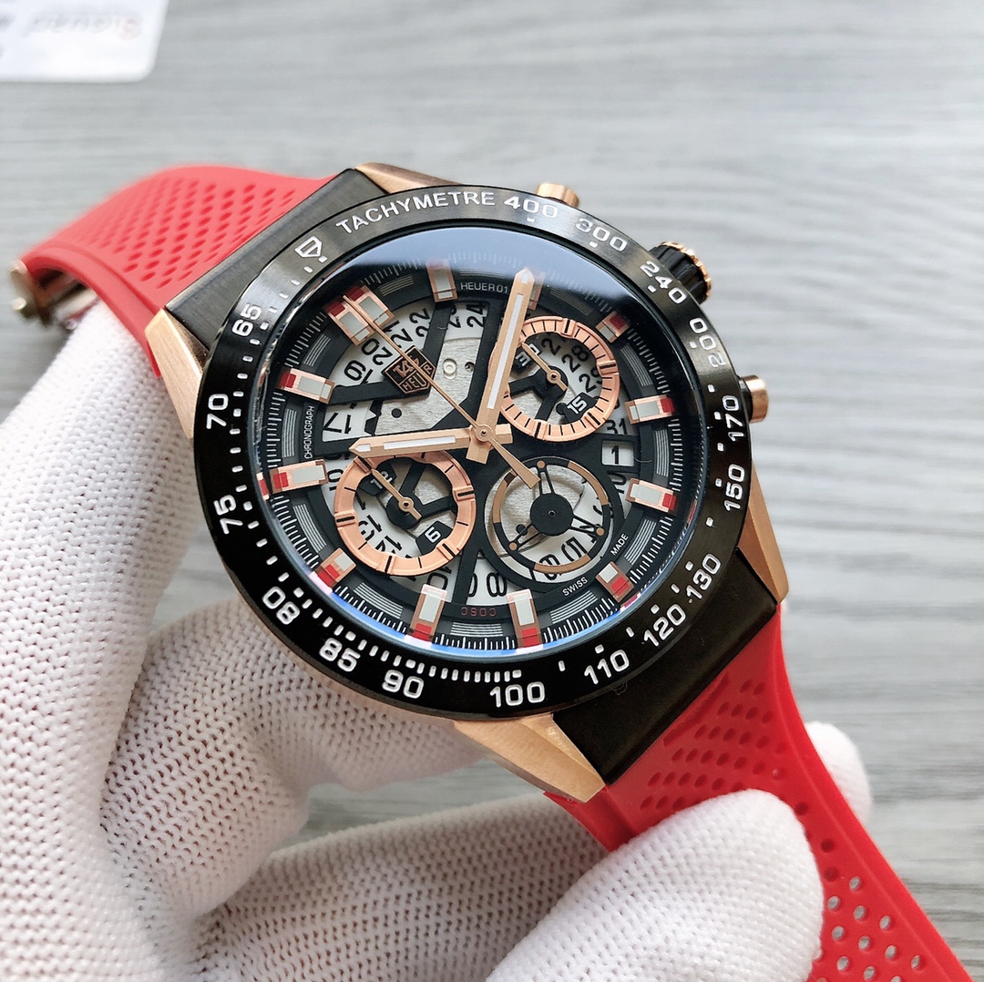 El cronógrafo 400 TAG Heuer producido por SJ añade el encanto de Mónaco a la legendaria serie Carrera. 🎮La e…