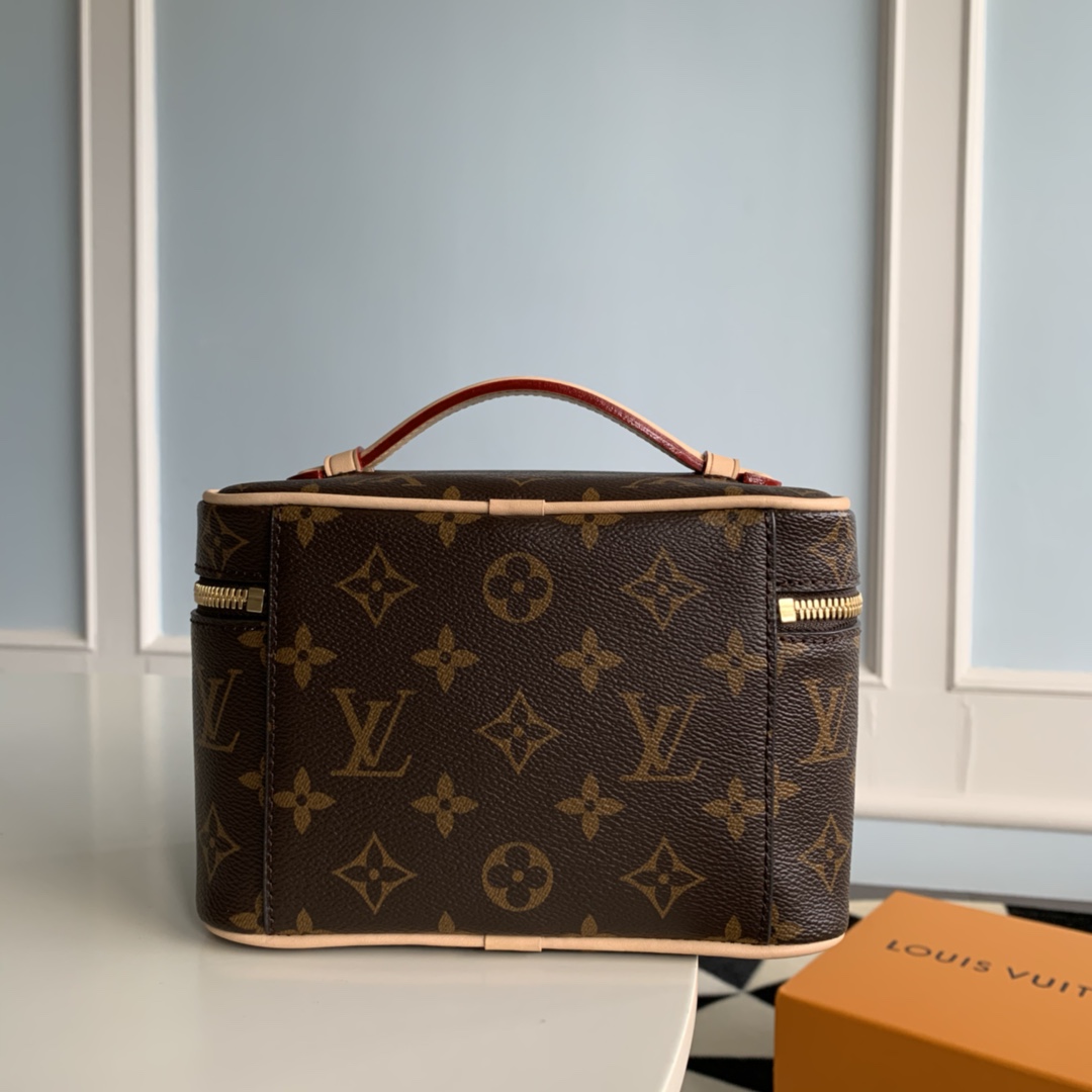 Louis Vuitton LV Nice 迷你化妆包 M44495