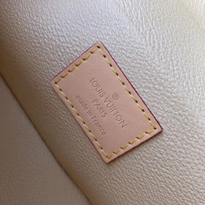 Louis Vuitton LV Nice 迷你化妆包 M44495