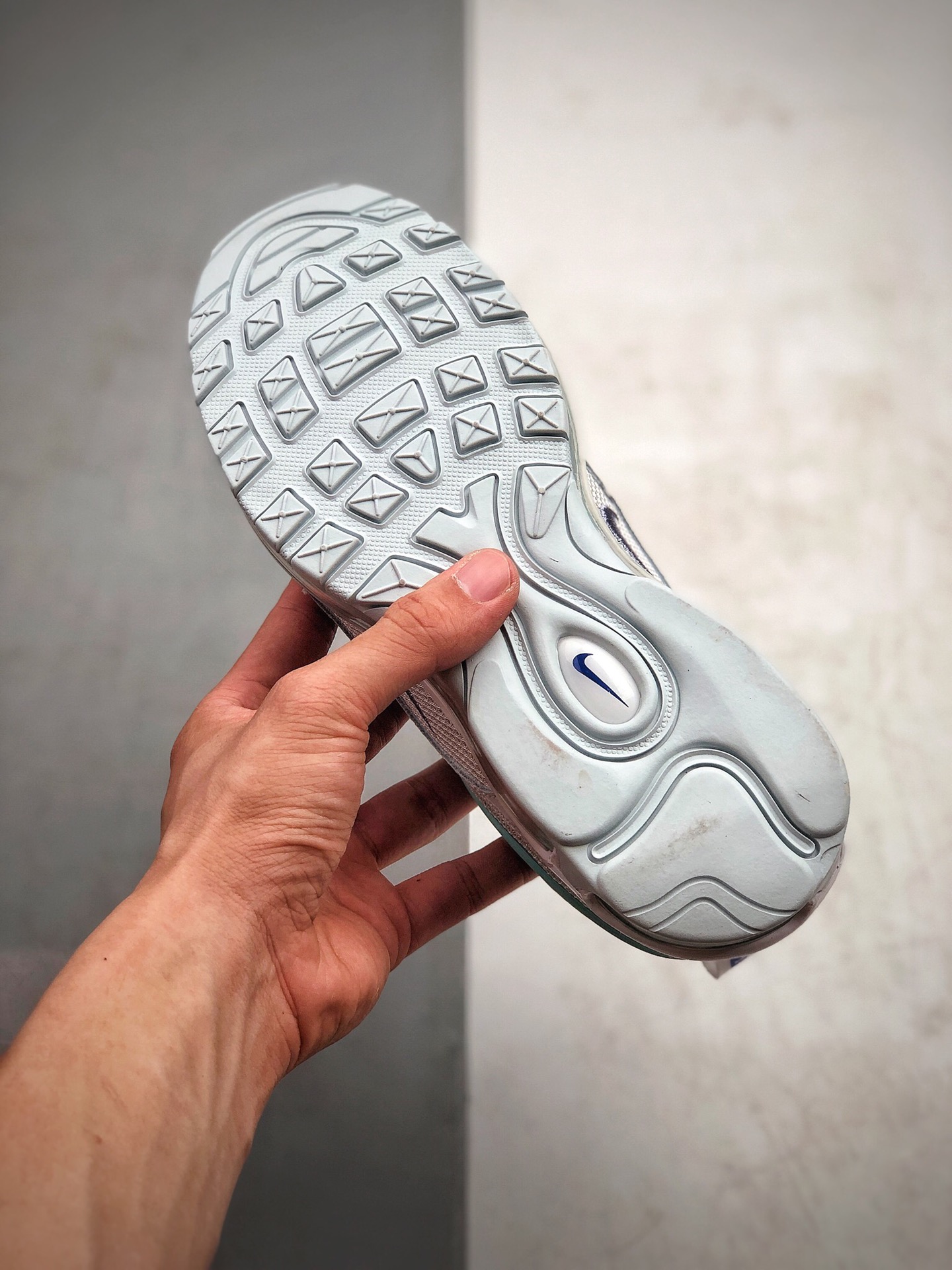 230 公司级 耐克Nike Air Max 97气垫跑步鞋 货号：CT1965-400