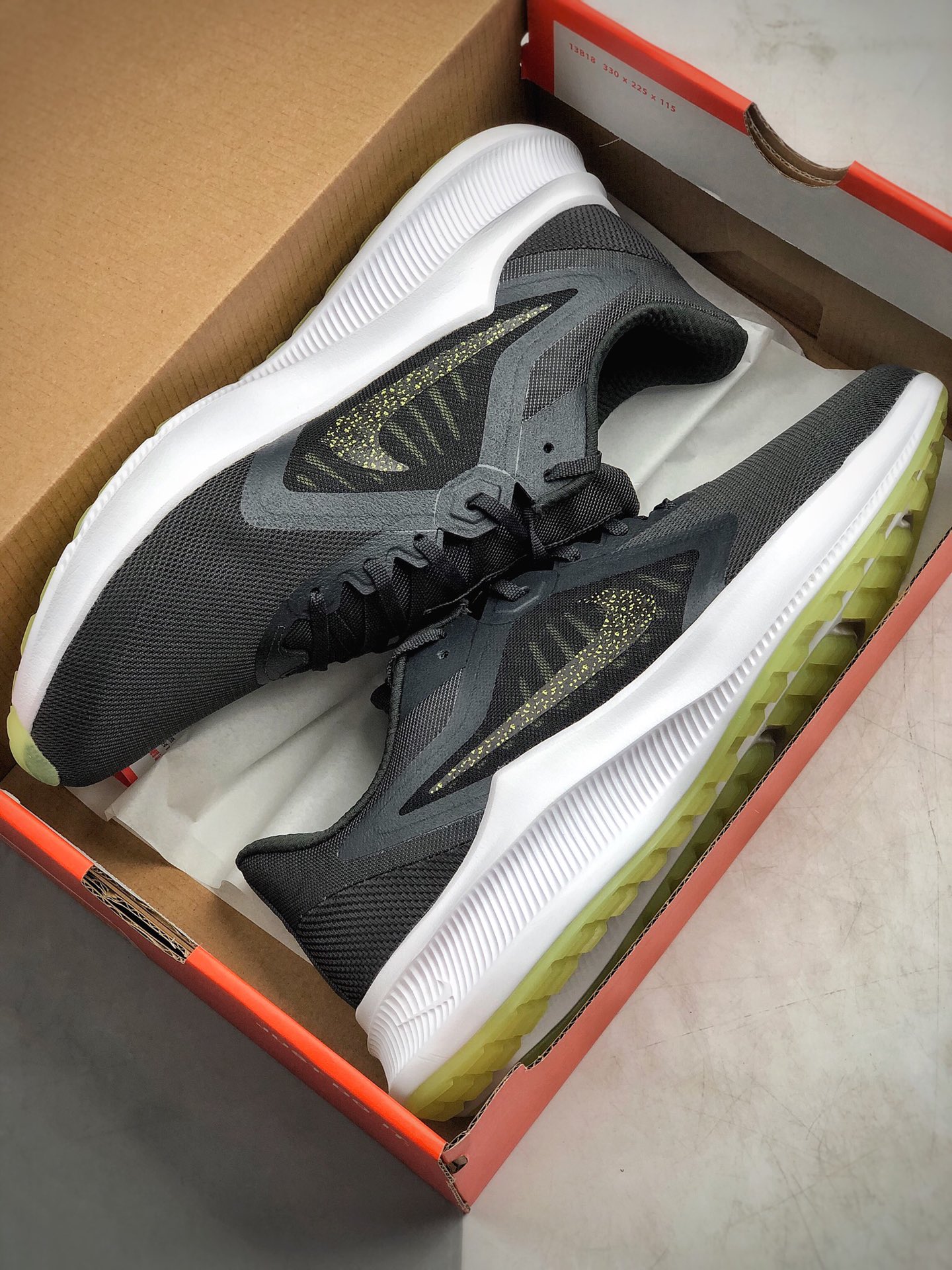 150  Nike Downshifter 10 登月10代 网面透气轻超缓震防滑磨耐休闲运动慢跑鞋  Cl9981-001