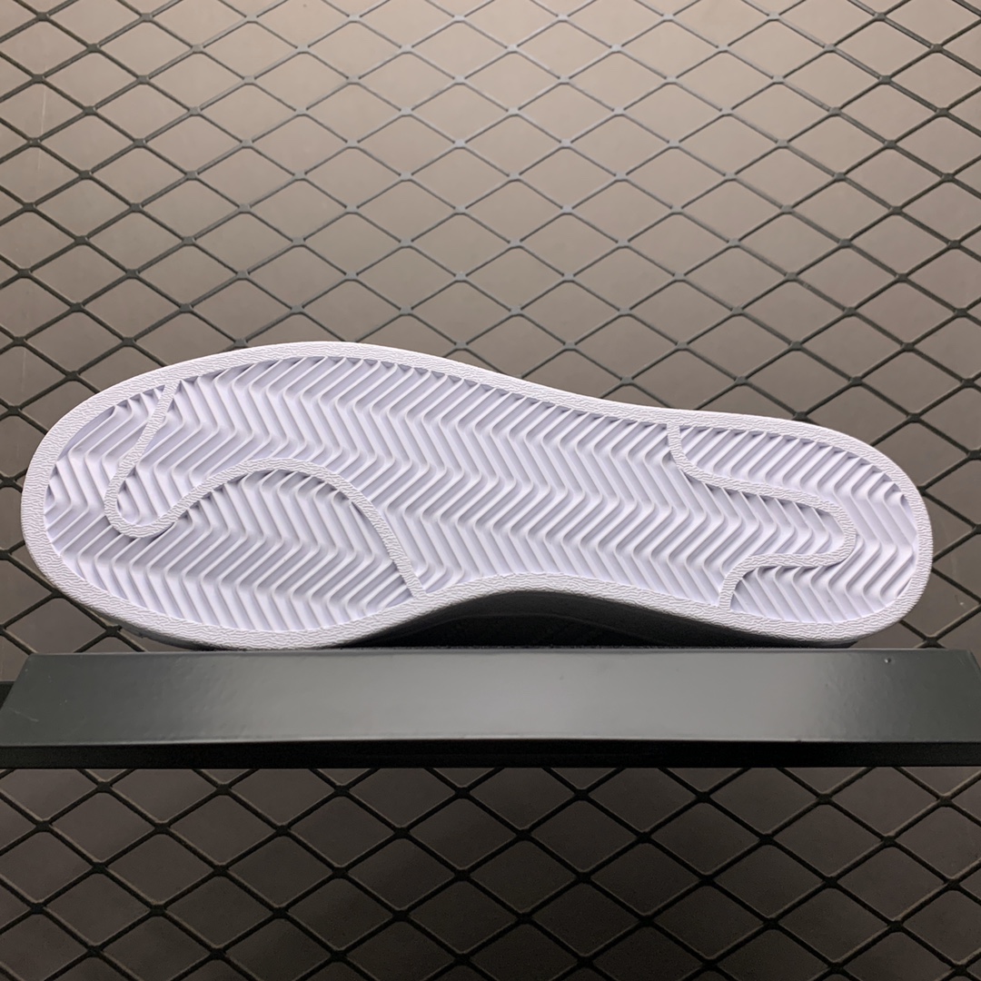 170 Adidas 阿迪达斯 Superstar 贝壳头运动休闲板鞋 FY2824 新配色采用新型