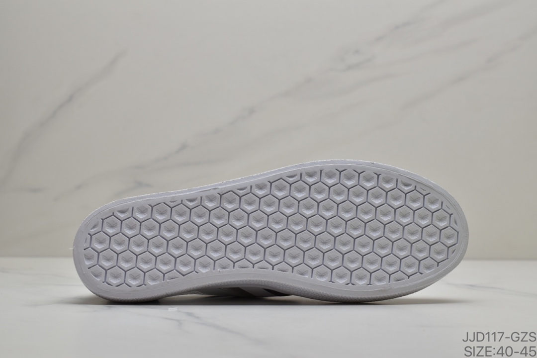 130 阿迪达斯Neo Lite Racer 慢跑鞋 这款运动鞋