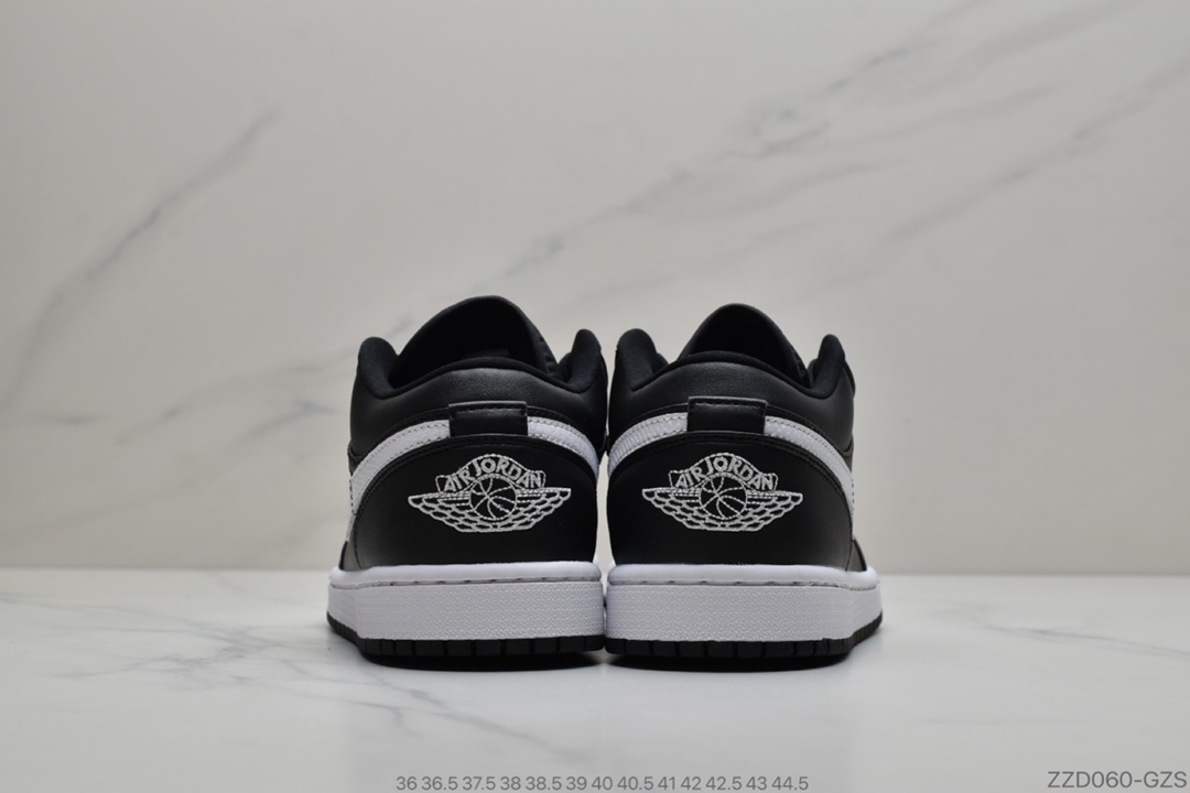 250 公司级 Air Jordan 1 Low 黑白 小熊猫鞋带位置带有 23 标扣AO9944-001
