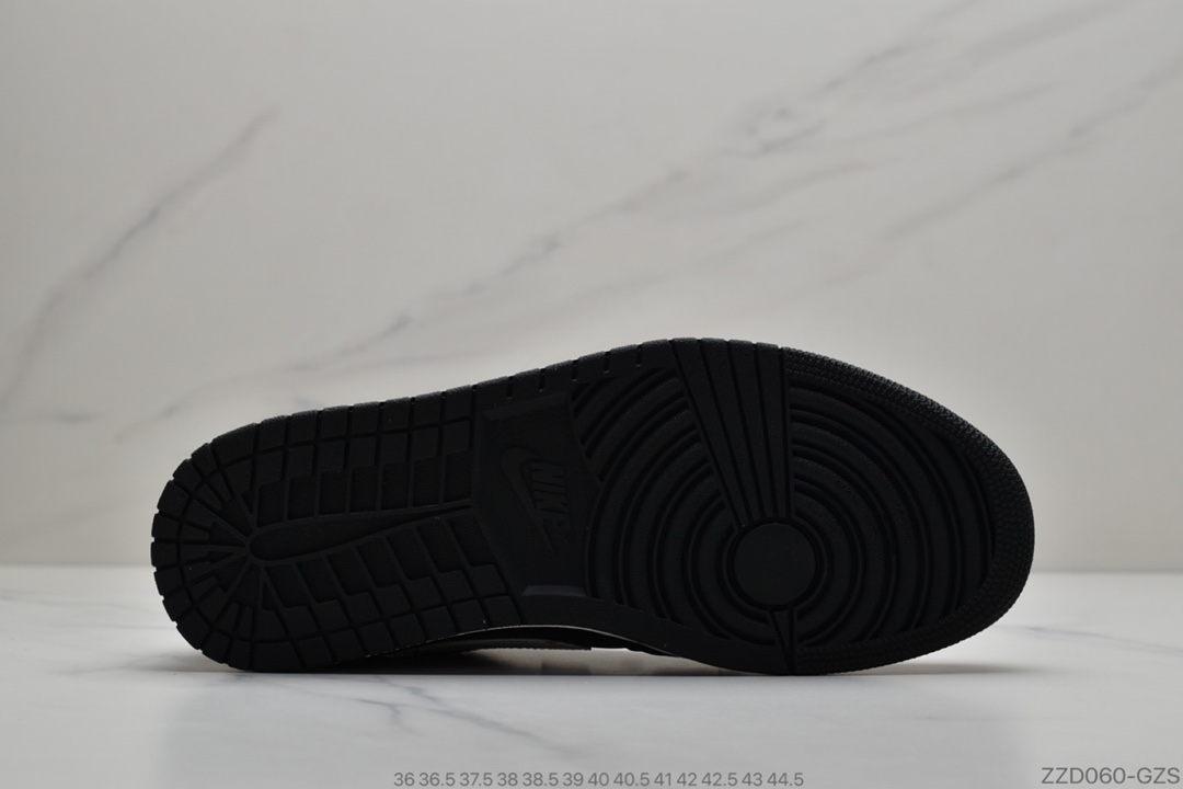 250 公司级 Air Jordan 1 Low 黑白 小熊猫鞋带位置带有 23 标扣AO9944-001