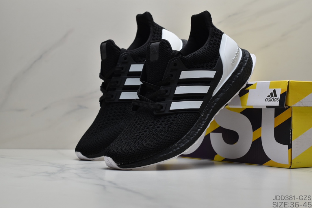 120 阿迪达斯 Adidas Ultraboost UB4.0 全掌爆米花休闲运动跑鞋