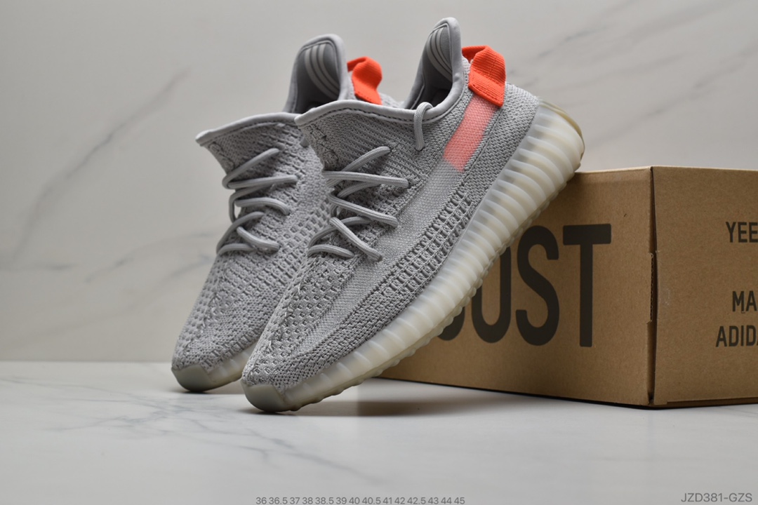 140 公司级阿迪达斯ADIDAS YEEZY BOOST 350 V2”Black/White”百搭便轻爆米花中底休闲运动跑慢鞋 满天星”FZ5000