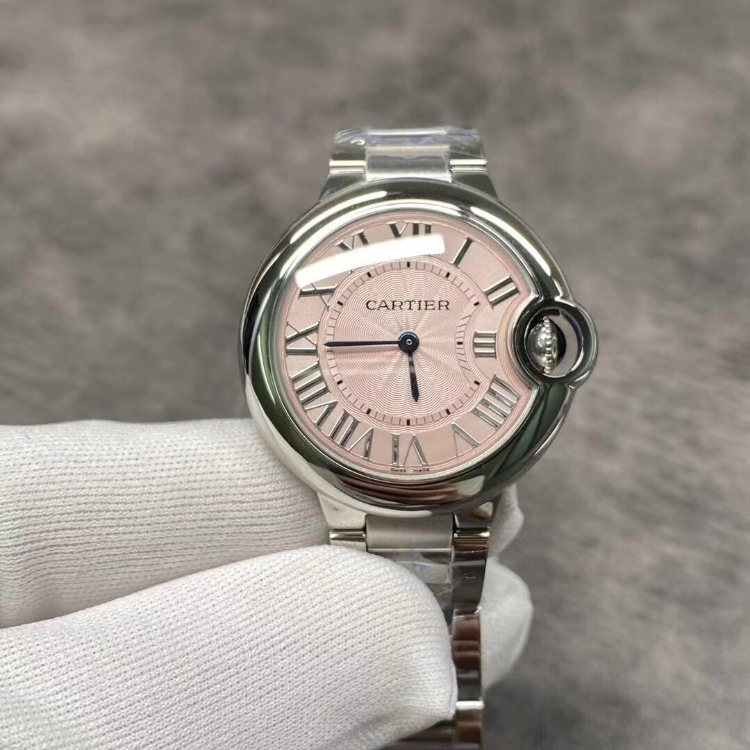 Cartier ka地亚蓝气球中号 36mm女款石英款 亲 认准细节很重要 指针是烧蓝钢指针 玻璃不单单只是蓝宝石
