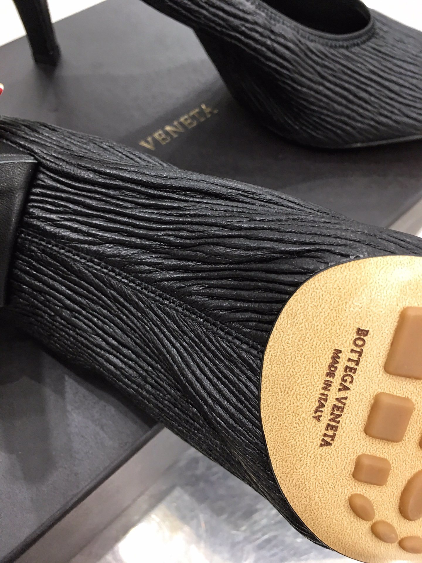BV.BottegaVeneta20